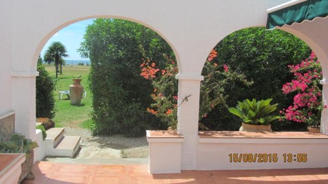 Villa Malyma Beach Front 10,000M2 Botanic Garden Саора Екстер'єр фото